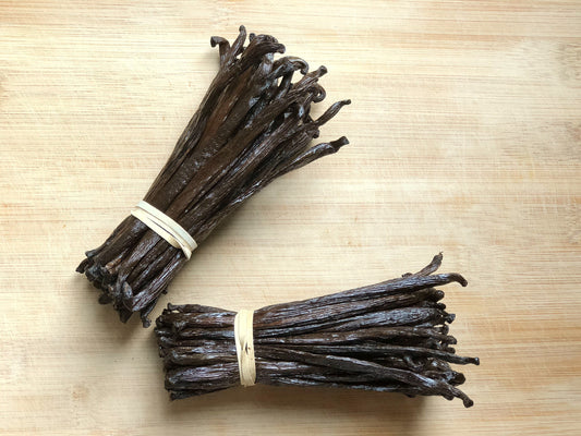 30 Tahitian Grade B vanilla beans for extract and baking