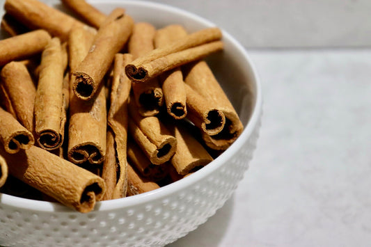 Cassia cinnamon sticks for baking and cooking