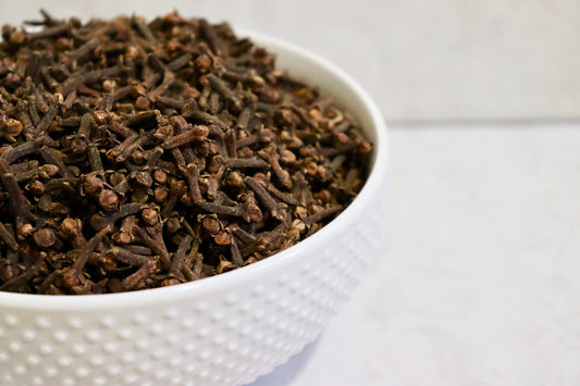 500 organic whole cloves from Zanzibar