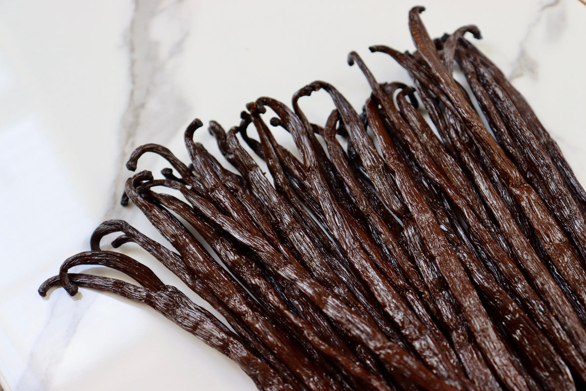 Madagascar Grade B vanilla beans – product photo 2